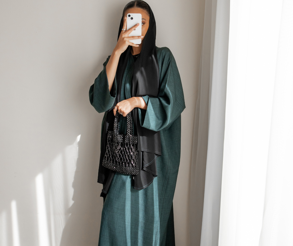 Abaya Design: Modernising Traditional Attire